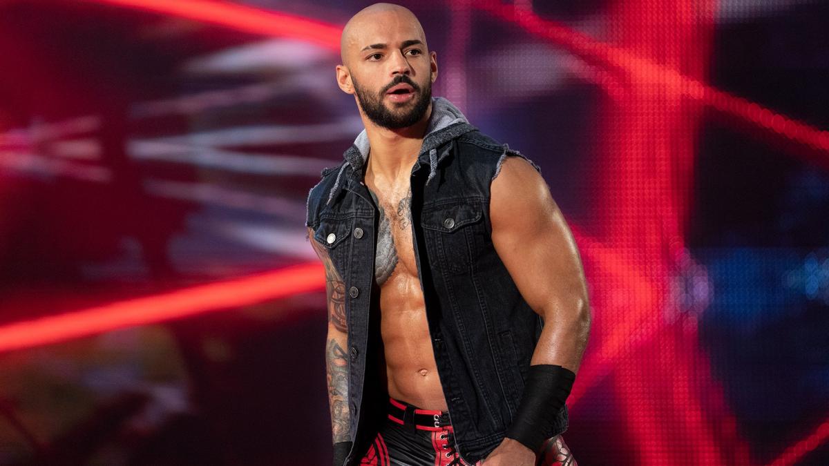 | ROSTERS & STATISTIQUES SMACKDOWN. Ricochet