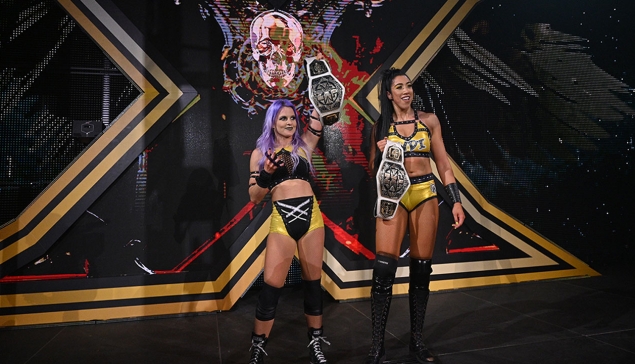 Triple H et Shawn Michaels félicitent les nouvelles championnes de NXT
