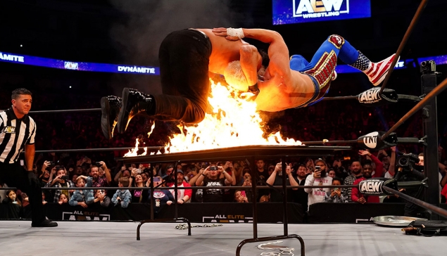 Des nouvelles de Cody Rhodes et Andrade après leur chute enflammée à AEW Dynamite