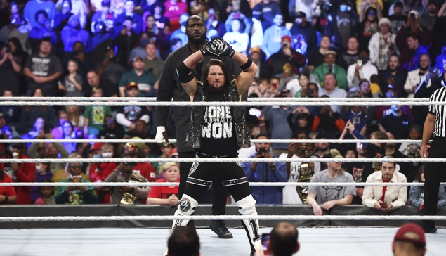 WWE RAW : Omos se sépare d'AJ Styles pour de bon