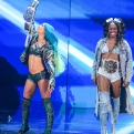 Sasha Banks et Naomi retirées des prochains shows