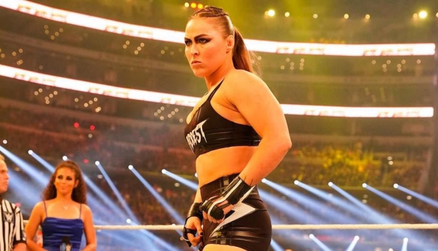 Ronda Rousey compare les fans de la WWE et les fans de l'UFC