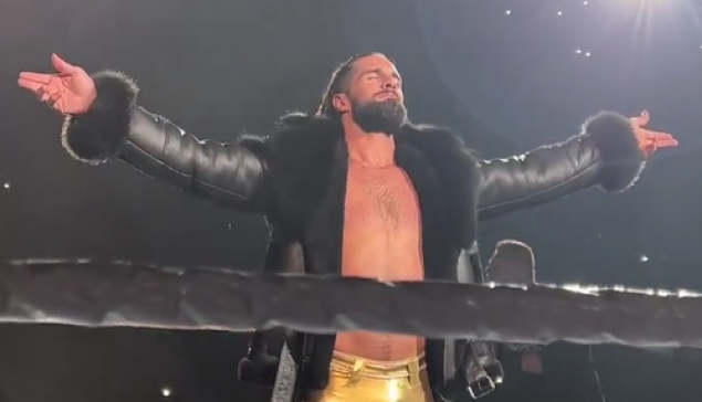 +10 minutes de chants Seth Rollins ! 😱 WWE PARIS 2023