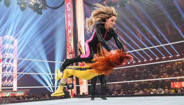 Becky Lynch vs Trish Stratus n'aura finalement pas lieu à SummerSlam