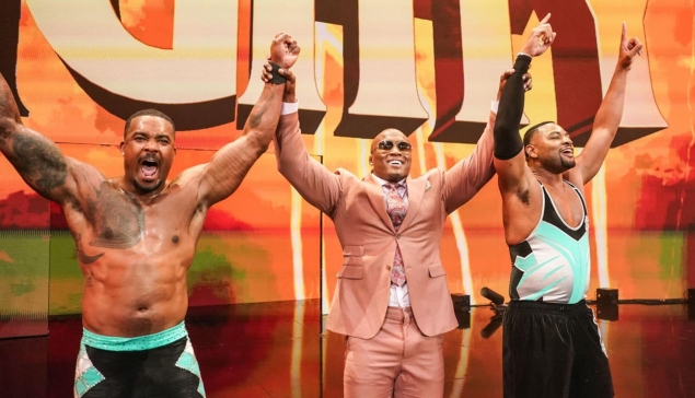 Bobby Lashley explique pourquoi il s’est associé aux Street Profits