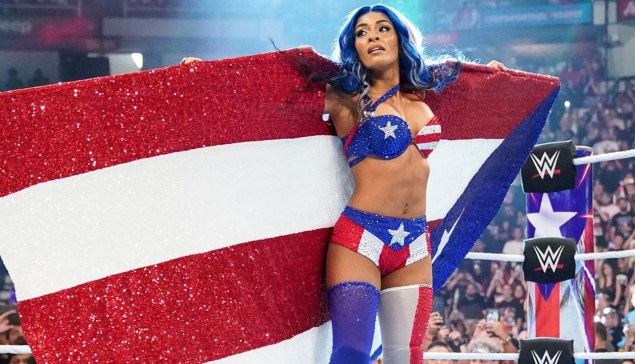 Zelina Vega re-signe avec la WWE