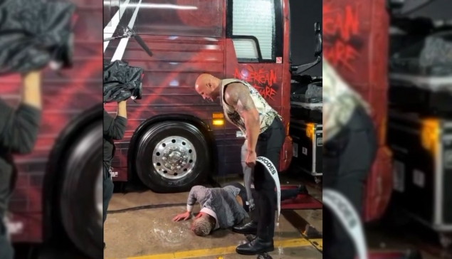 The Rock a continué d'attaquer Cody Rhodes après WWE RAW