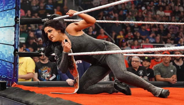 Bayley va défendre son titre féminin à WWE Clash At The Castle