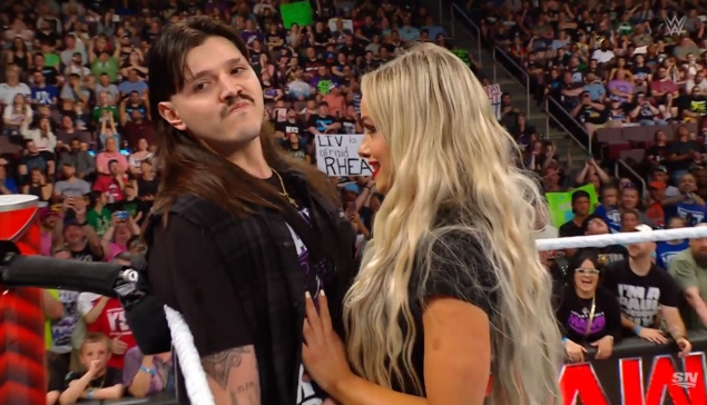 WWE RAW : Liv Morgan s'explique sur son baiser à Dominik Mysterio