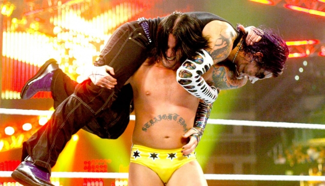 WWE SummerSlam à voir : CM Punk devient champion face à Jeff Hardy