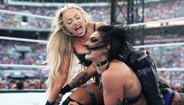 WWE Bad Blood à voir : L'histoire entre Rhea Ripley et Liv Morgan