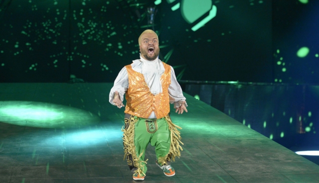 Hornswoggle signe avec la WWE