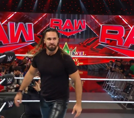 Seth Rollins s'ajoute à la carte de WWE Crown Jewel 2024