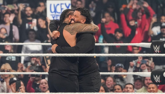 WWE SmackDown : Jey et Jimmy Uso de retour ensemble