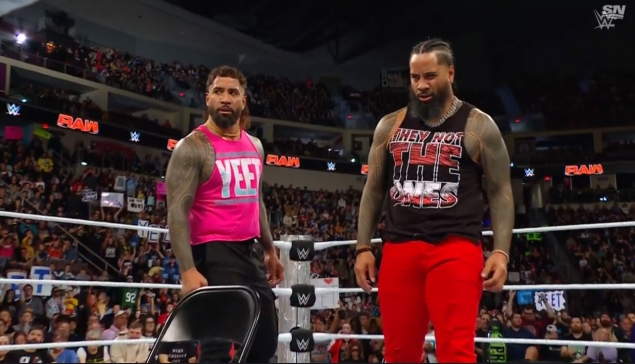 WWE RAW : Jey Uso accepte de régler le conflit avec Roman Reigns