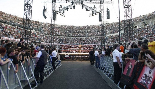 Tous les shows de la WWE à Nîmes, France