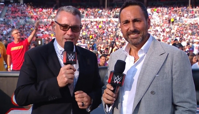 Joe Tessitore passe de WWE RAW à SmackDown