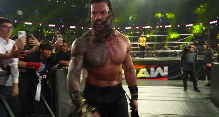 Attaqué par LA Knight après RAW, Roman Reigns promet qu'il corrigera la Megastar à Money in the Bank